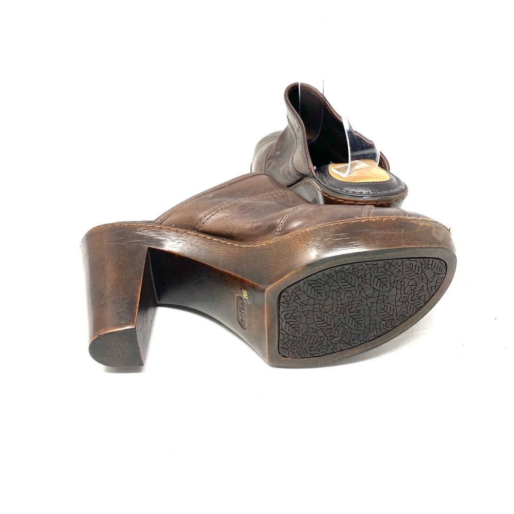 Nurture Clogs - Picture 3 of 8